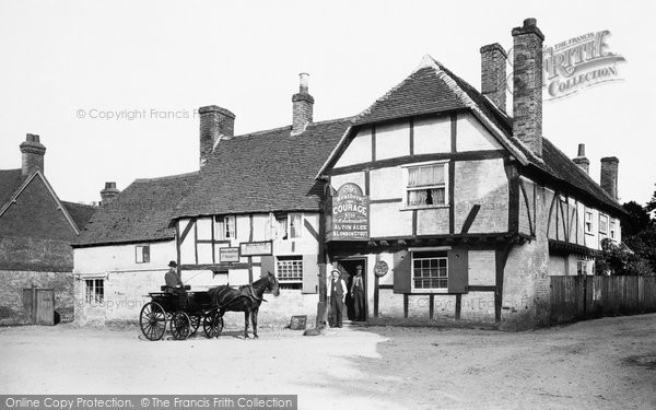 Crondall-the-feathers-1906_56350_large