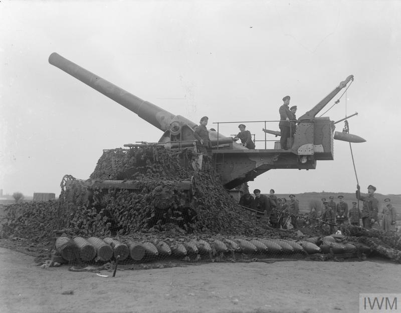 IWM Q 11593 British Railway Gun (Bethune April 1918)