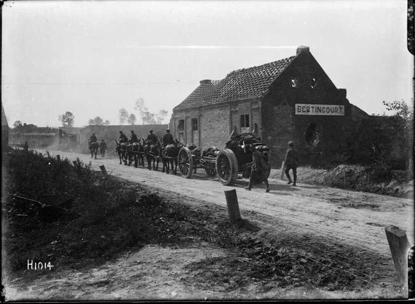 nlnzimage 1-2 013580-G Horses pulling 60pdr gun through Bertincourt, 8 Sep 1918