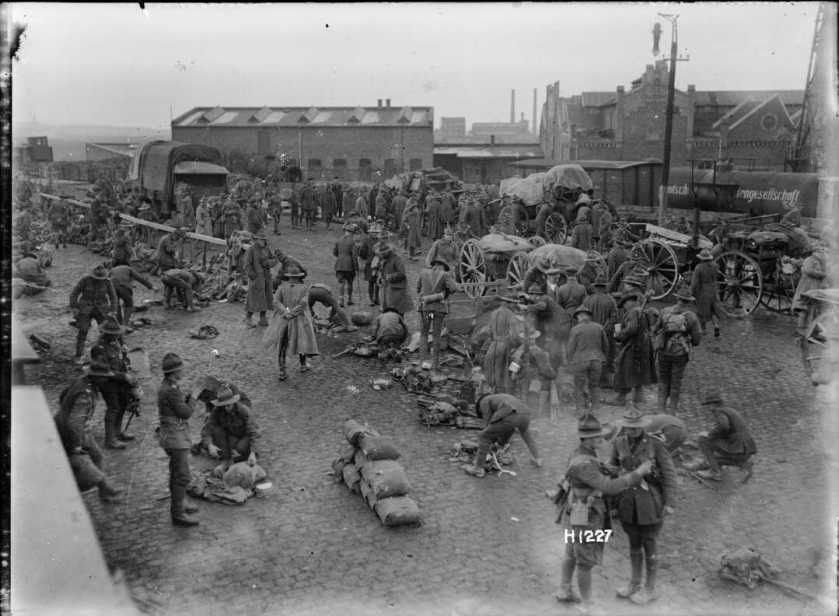 nlnzimage 1-2 013774-G NZ troops at Ehrenfeld Station, Cologne, cDec 1918